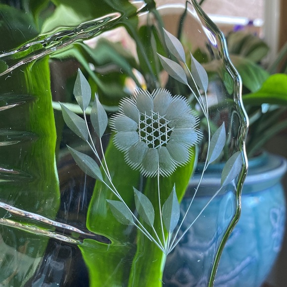 1930’s W.J. Hughes 11.5” Crystal Radiance Cornflower Etched Serving Tray Platter - Picture 4 of 9